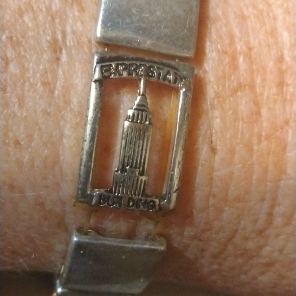 Vintage New York bracelet silver tone (sku 1223) - Picture 3 of 6